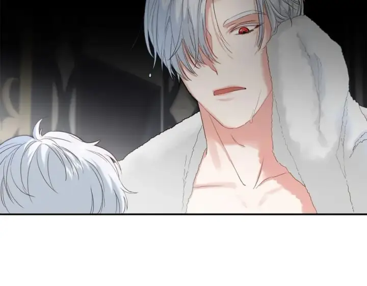 《我在死敌家当团宠》第3话 才不让你扔掉我！图32
